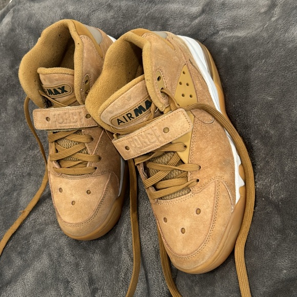 Nike
Air Force Max PRM "Flax" Sneakers (2017) - Picture 5 of 9